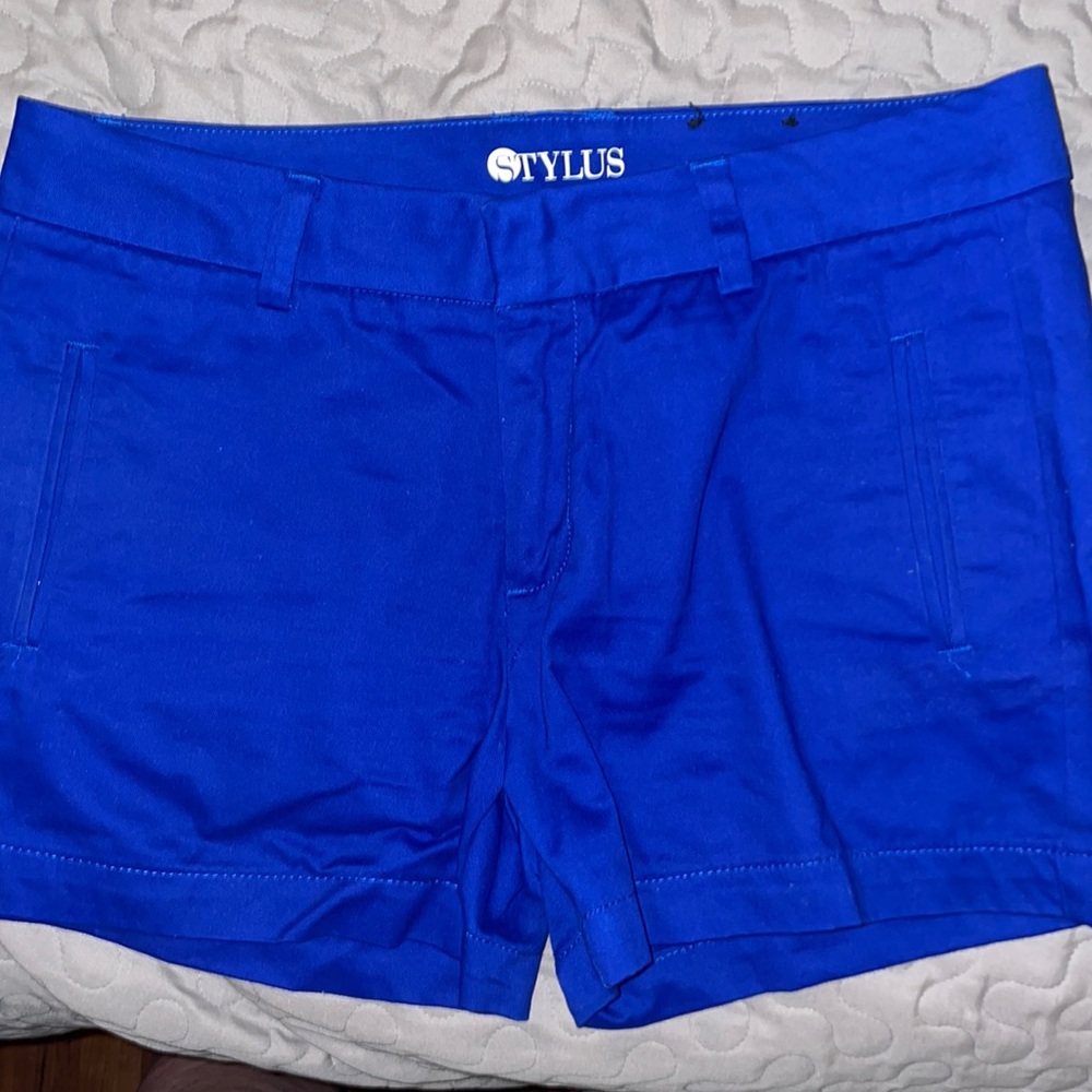 Stylus womens shorts
